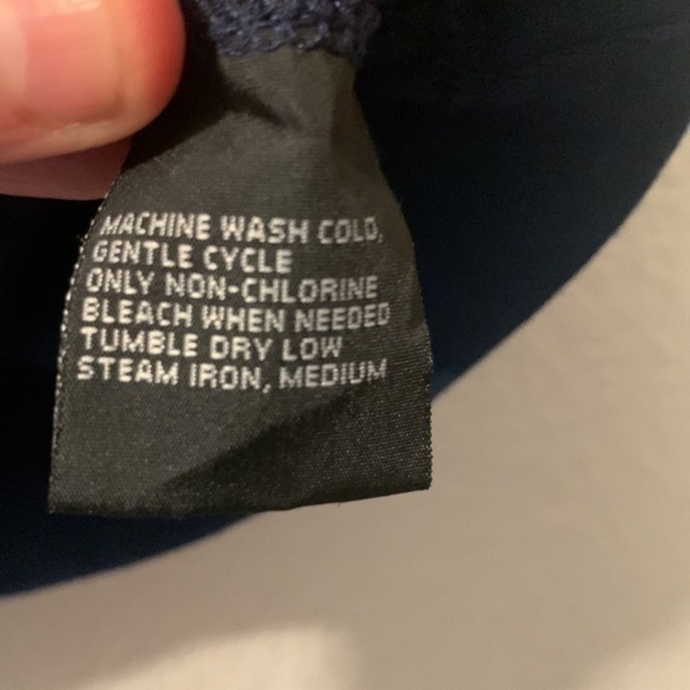 Blue tank top sweater material - Picture 5 of 8